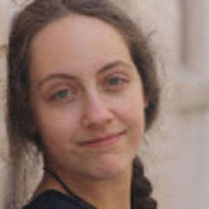 Meet your Posher, Leila